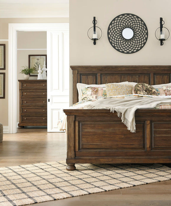 Flynnter - Panel Bedroom Set