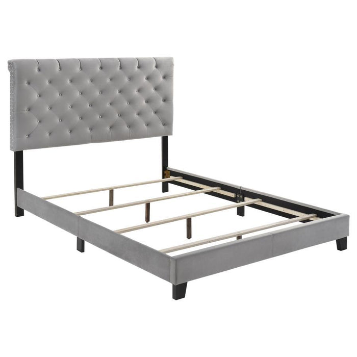 Warner - Upholstered Panel Bed