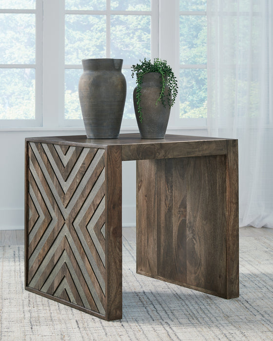 Dreggan Square End Table