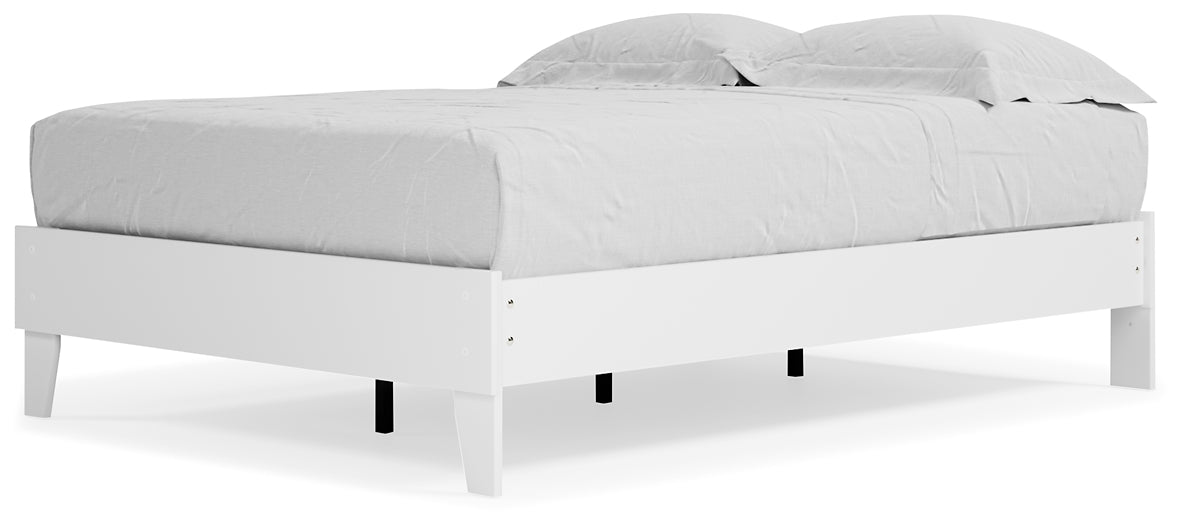 Piperton Full Platform Bed with Dresser and Chest