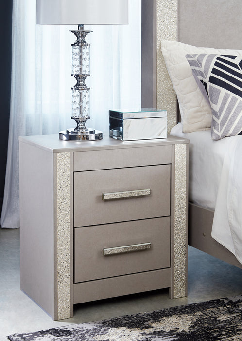 Surancha Queen/Full Panel Headboard with Mirrored Dresser and 2 Nightstands